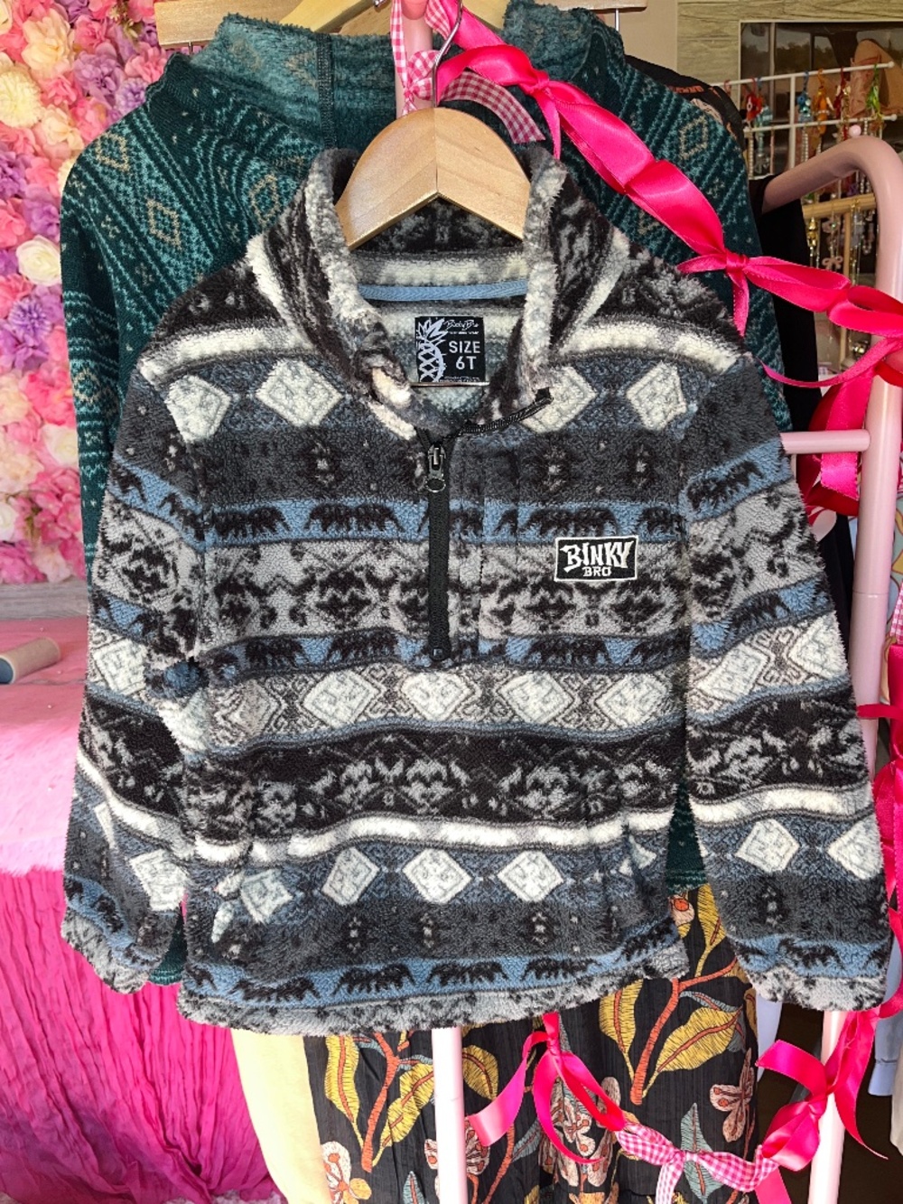 Binky Bro Fleece Pull Over